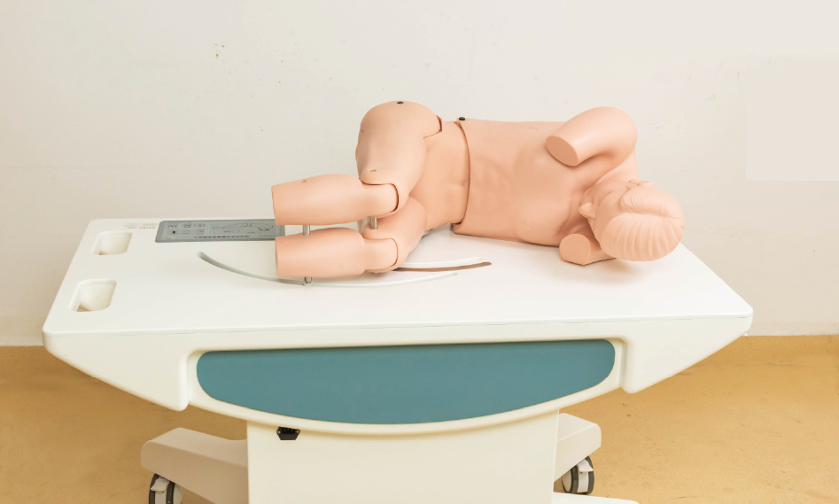 智能腰椎穿刺模型